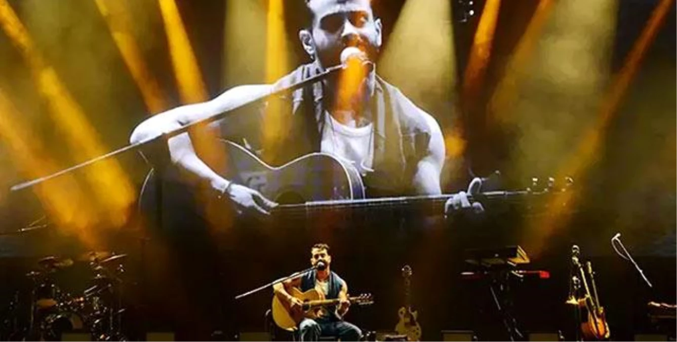 Gökhan Türkmen Kuruçeşme Açıkhava’da Muhteşem Konser Verdi