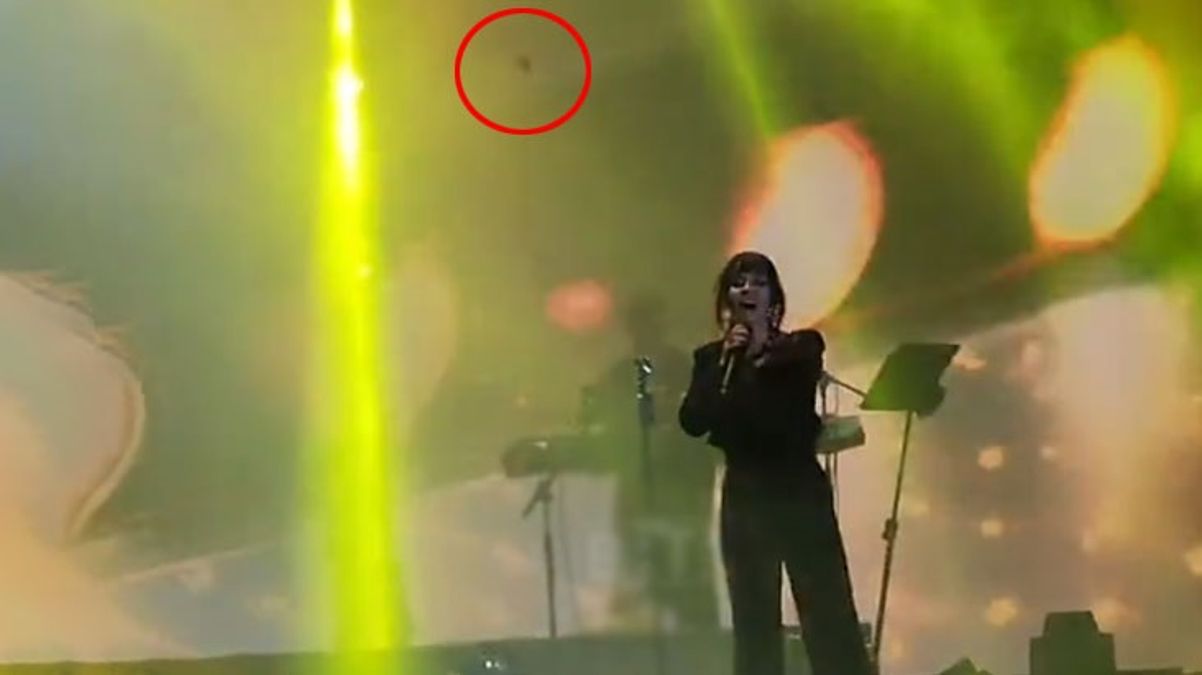 Konserde kafasına çakmak atılan Fatma Turgut konuştu: Canım çok yandı ve korktum