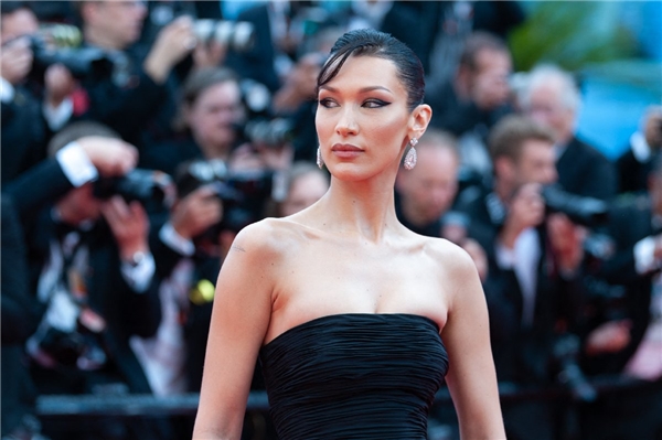 Bella Hadid: Ölüm tehditleri alıyorum