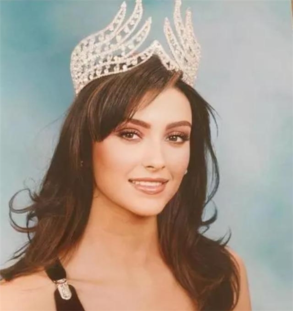 Miss Turkey 1994, 1995 ve 2003 güzelleri bir arada