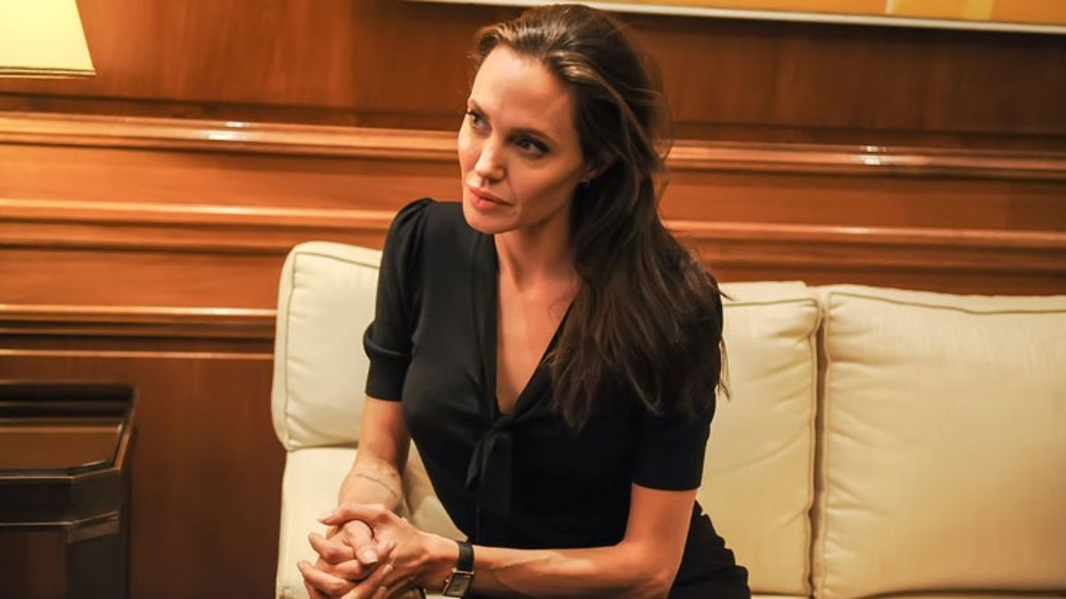 Angelina Jolie, Gazze’de binlerce masumu katleden İsrail’e tepki gösterdi