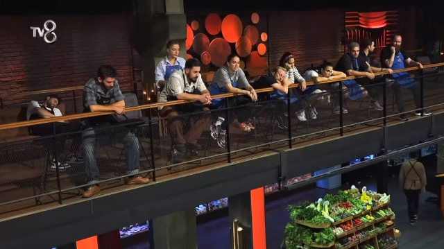 MasterChef All Star'da Somer Sivrioğlu, stüdyoda uyuyan Sergen'e tepki gösterdi: Saygısızlık