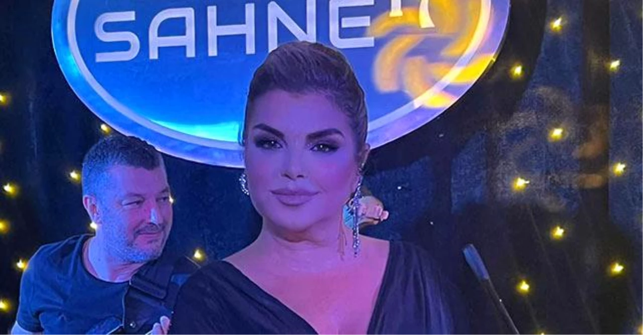 Elif Karlı… İSTANBUL SAHNELERİNE MUHTEŞEM BAŞLANGIÇ!