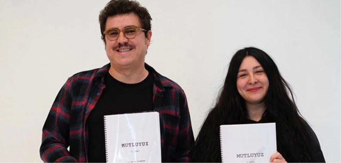 İbrahim Büyükak’ın yeni filmi ‘Mutluyuz’ çekimlere başladı