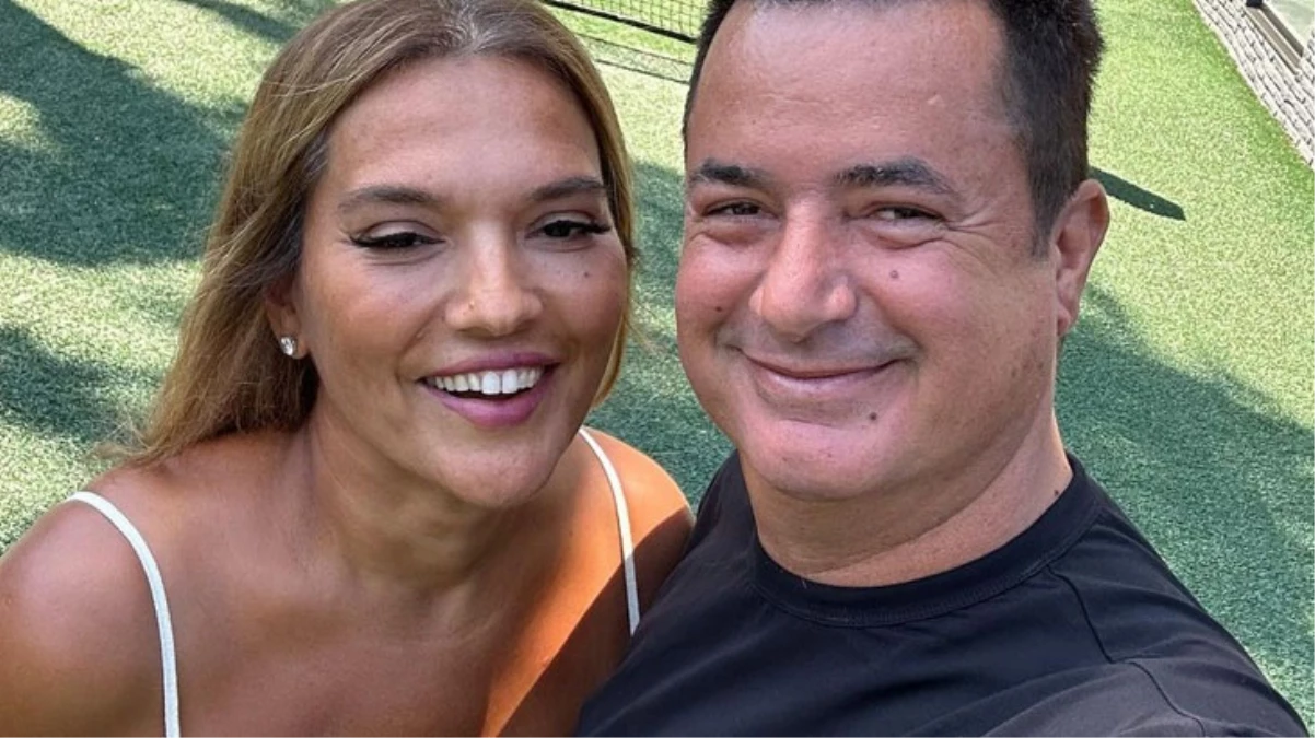 TV8’de program yapmaya hazırlanan Demet Akalın’ın partneri Jess Molho oldu