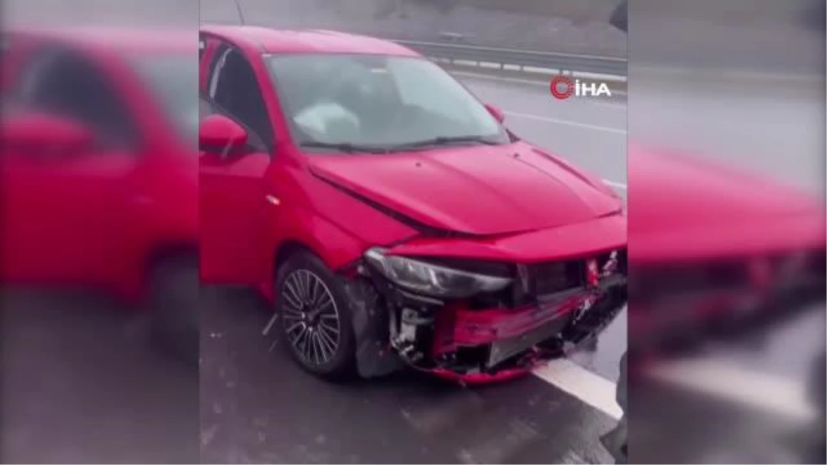 Ünlü rapçi Şehinşah konsere giderken kaza yaptı