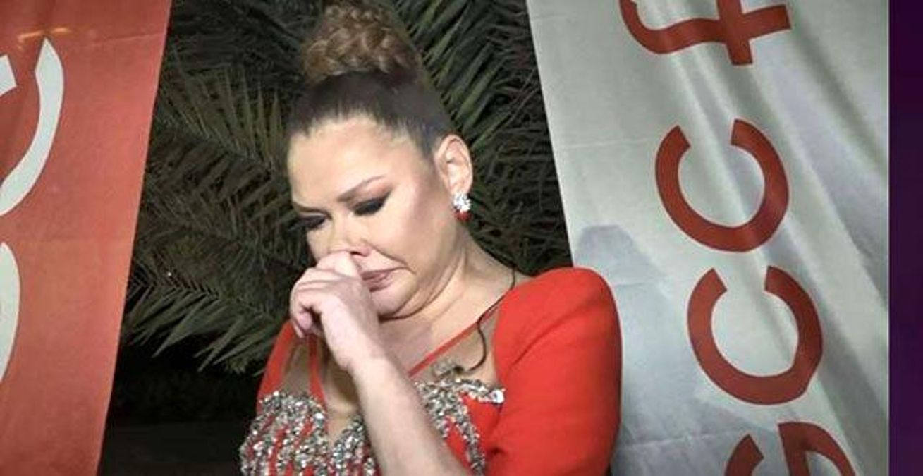 Deniz Seki, annesini kaybettikten sonra ilk kez sahnede