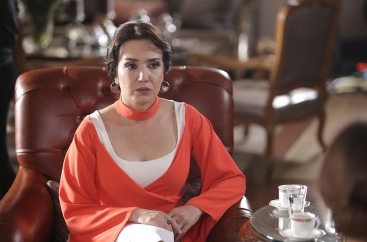 Deniz Uğur ve eşi Erdinç Gülener’in aracının lastiği kesildi