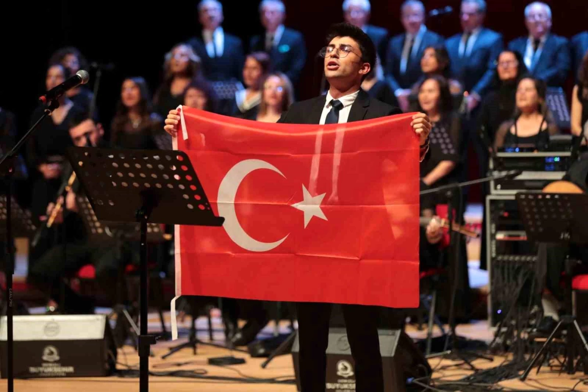 Denizli Büyükşehir Belediye Konservatuarı Türk Halk Müziği Topluluğu’ndan Unutulmaz Konser