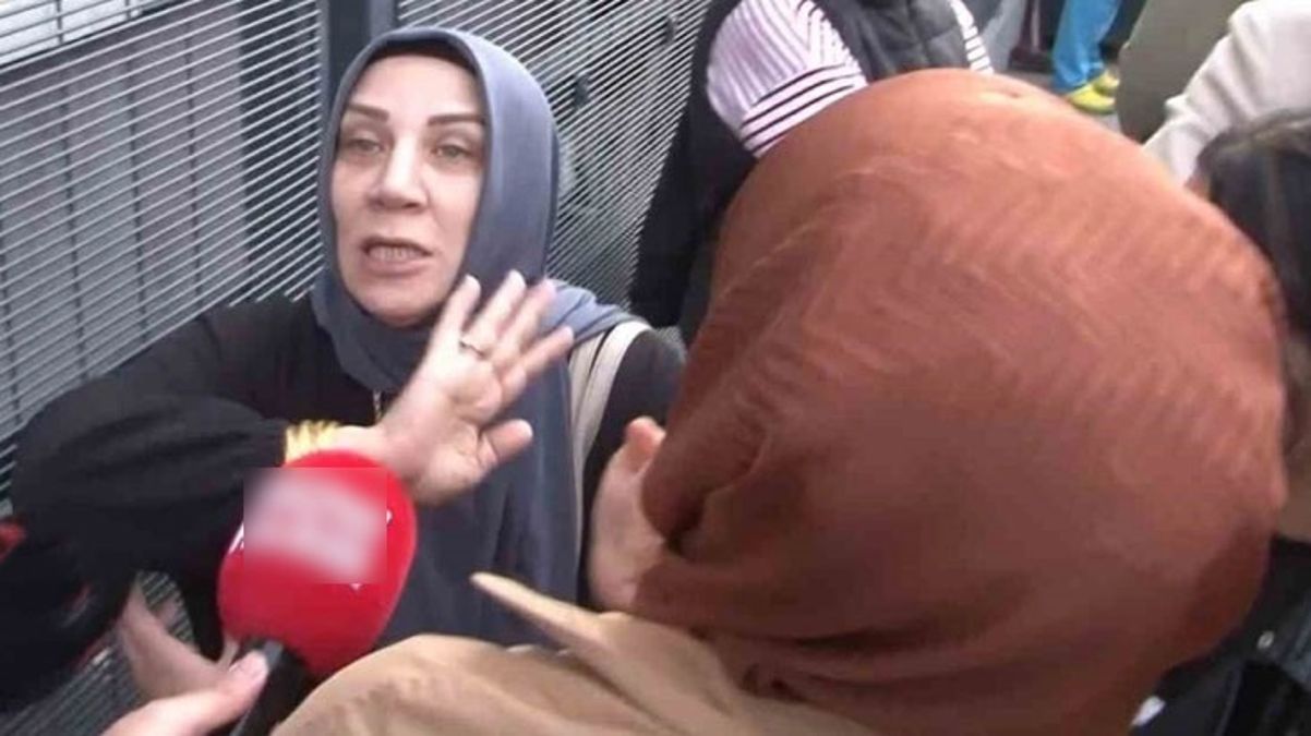 Engin Polat’ın annesi yaşadıklarına veryansın etti, herkes kollarındaki bileziklere takıldı