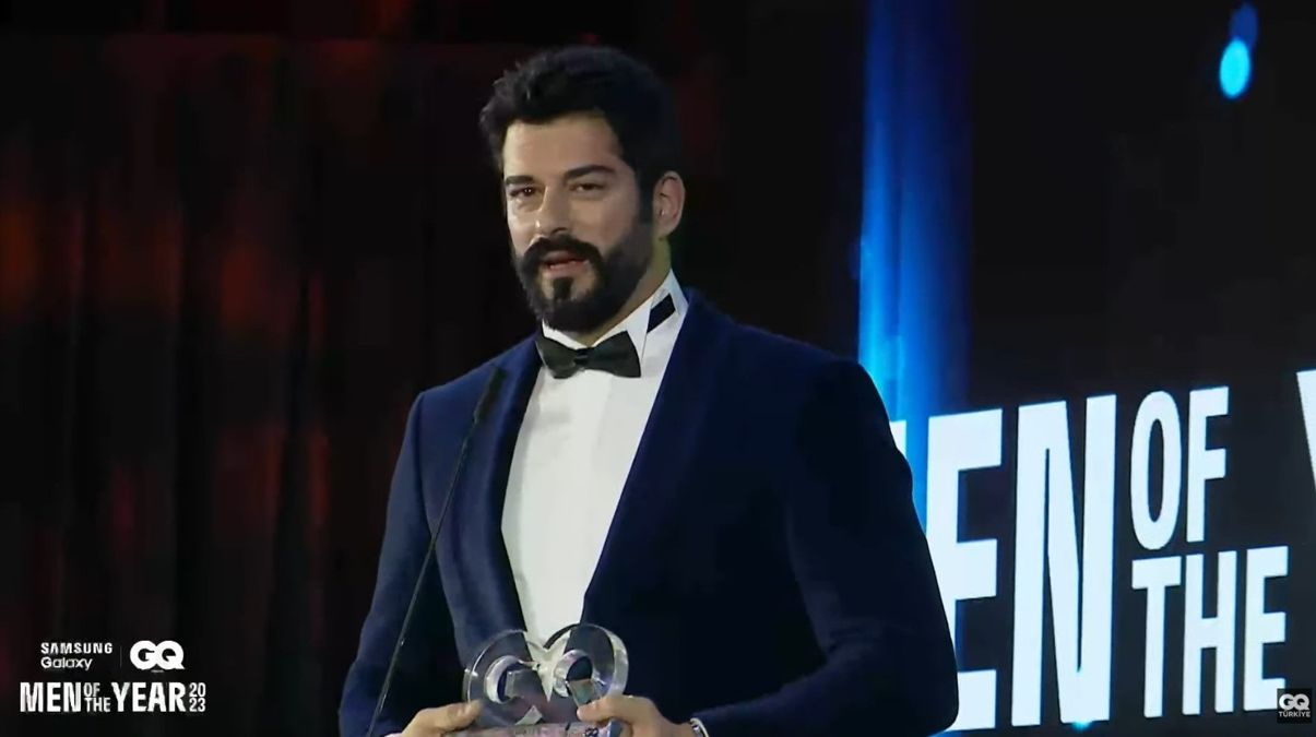 GQ Men of the Year 2023’te ödül alan Burak Özçivit, Gazze’de yaşanan katliama tepki gösterdi