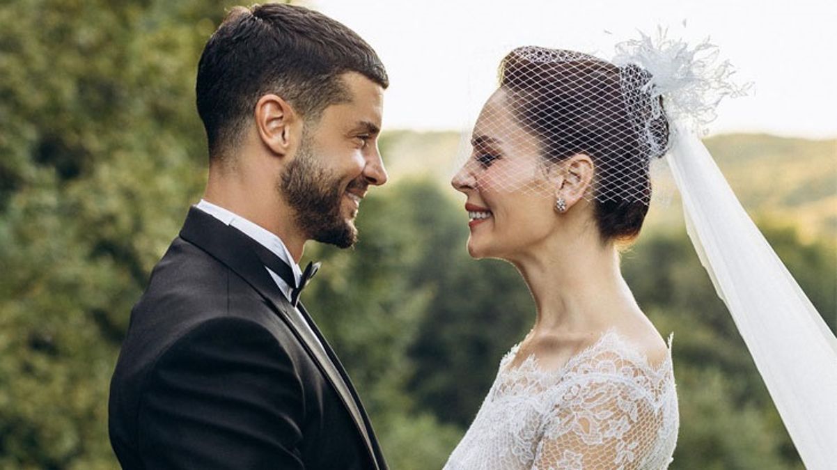 Yıldız Çağrı Atiksoy ve Berk Oktay çiftinin kız bebekleri olacak