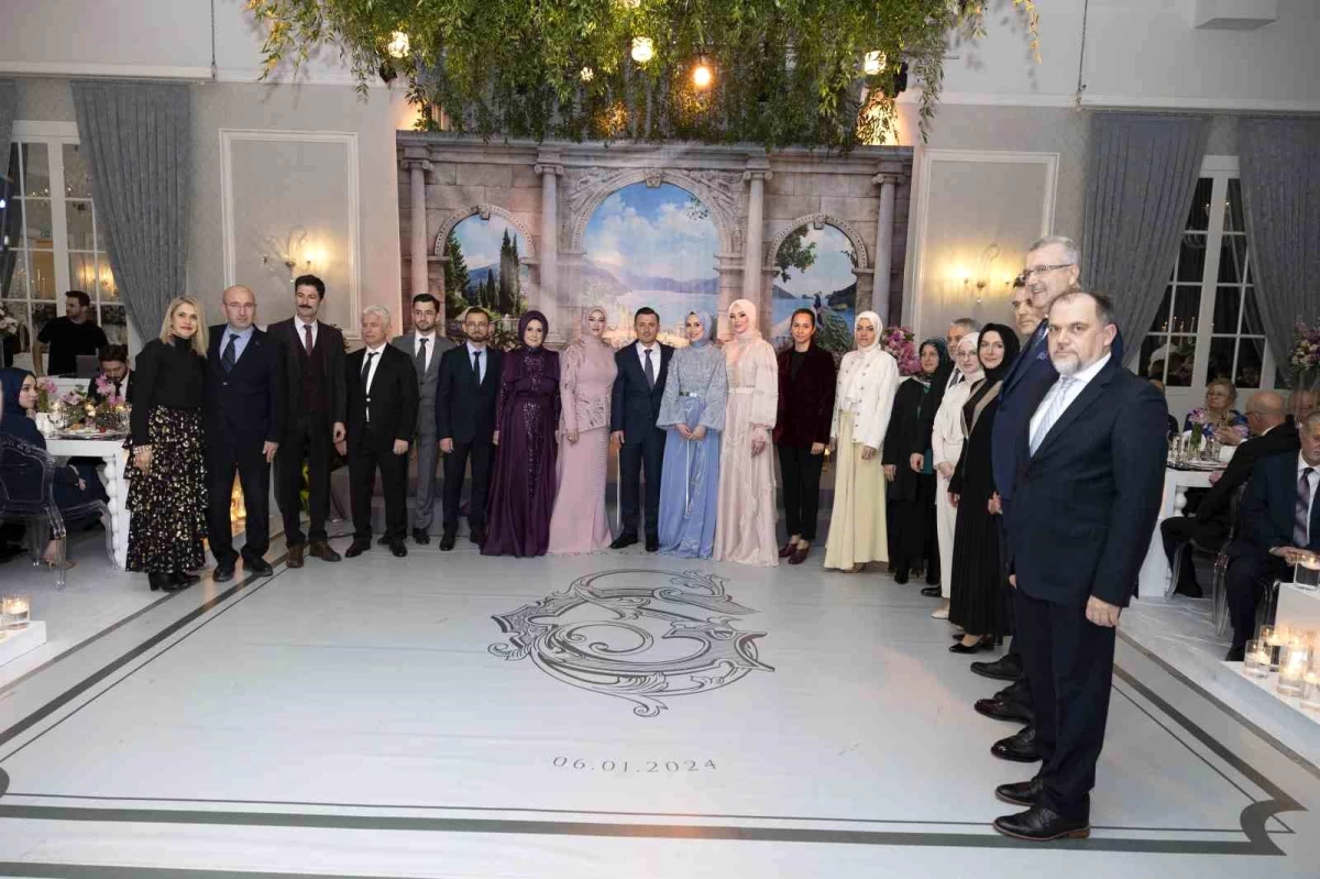 Karacabey Belediye Başkanı Ali Özkan’ın kızı Serra Özkan nişanlandı