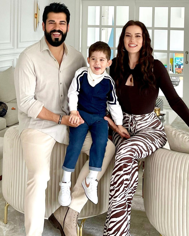 Fahriye Evcen, küçük oğlu Kerem'in yüzünü ilk kez gösterdi