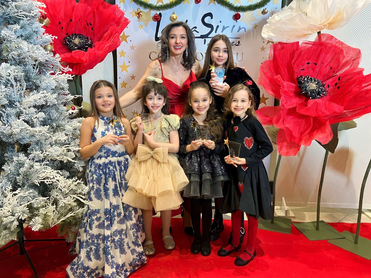 Türkiye’nin ilk çocuk ajansı Layla Şirin Ajans’ın düzenlediği ödül gecesinde minik yıldızlar ödüllerini aldı
