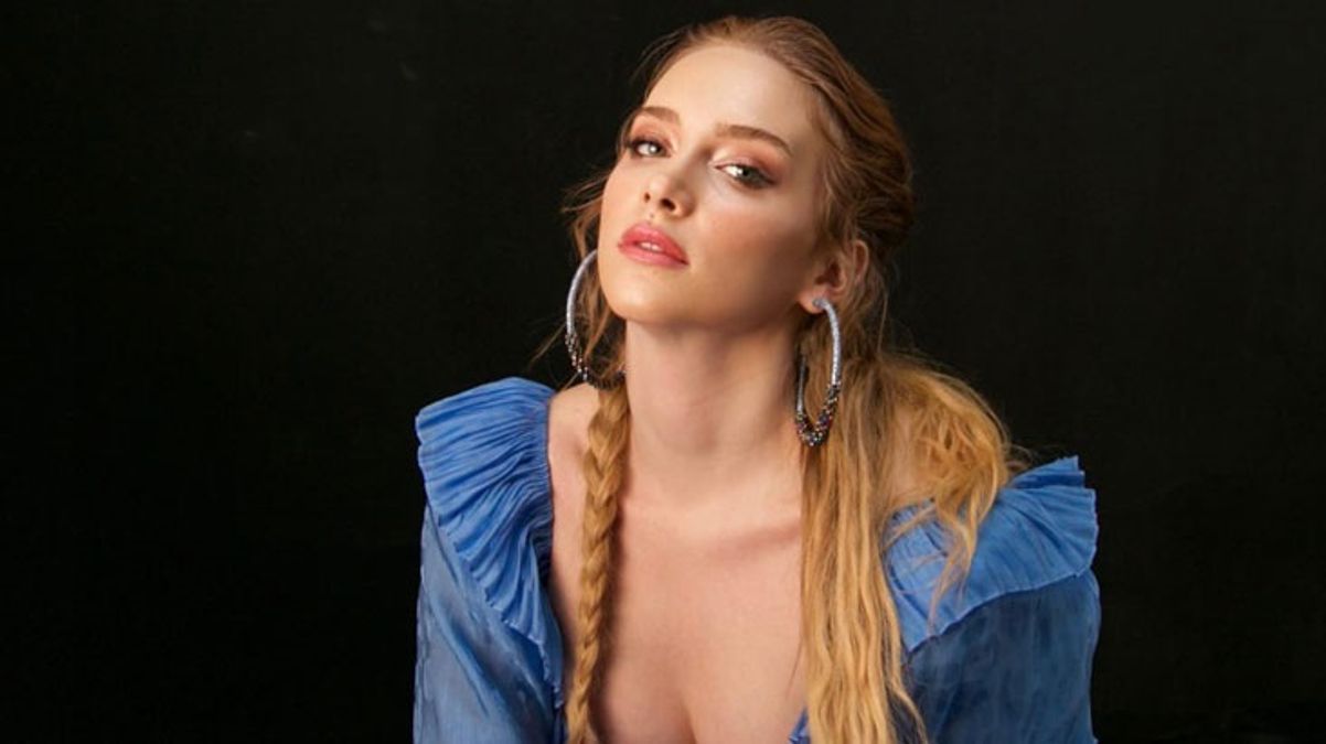 Hayal Köseoğlu, Altın Kafes’ten ayrıldı ve Hudutsuz Sevda’ya katıldı