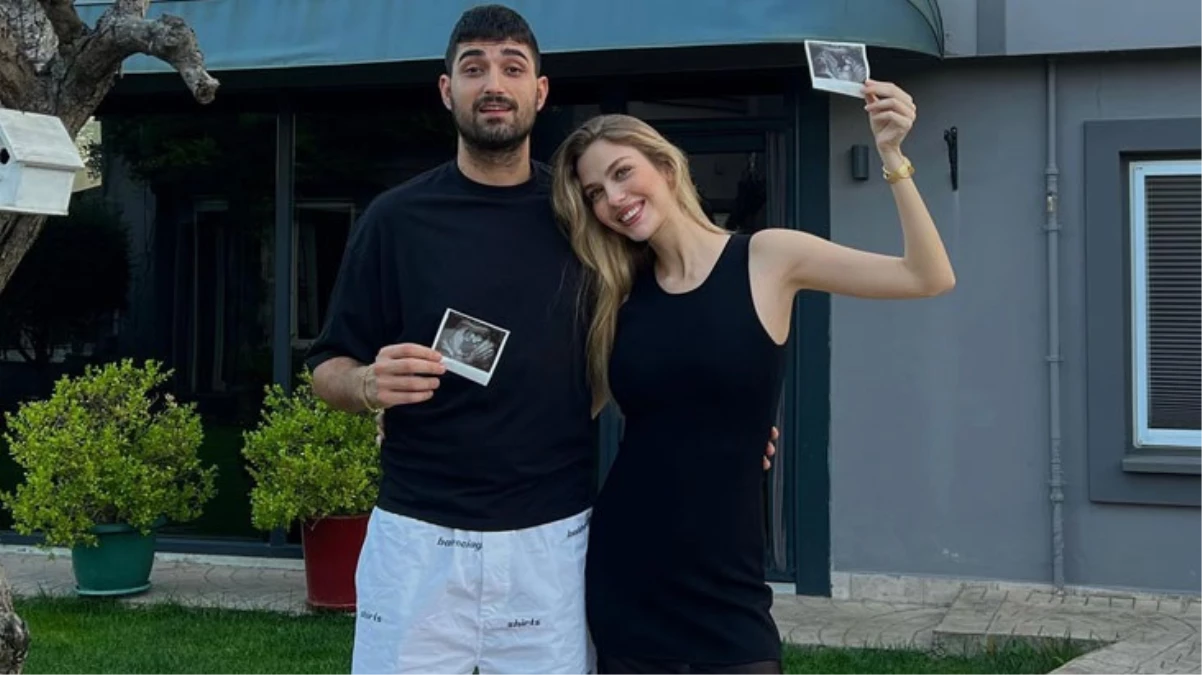 İdo Tatlıses ve Yasemin Şefkatli ikiz bebeklerini kucaklarına aldı