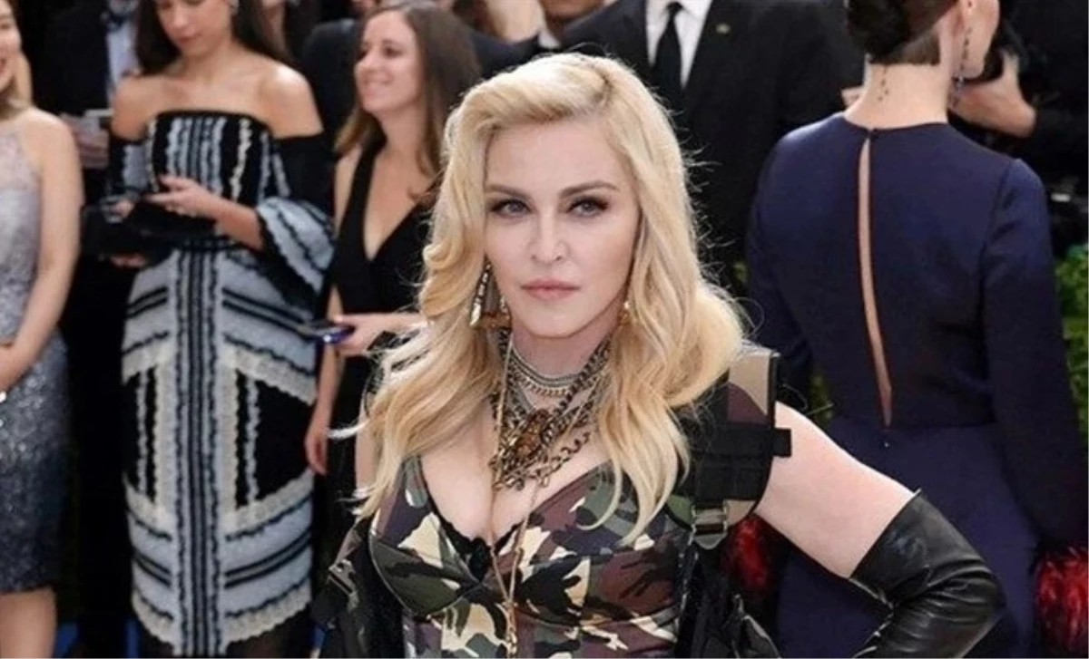 İki hayranı konsere geç çıktığı için Madonna hakkında davacı oldu
