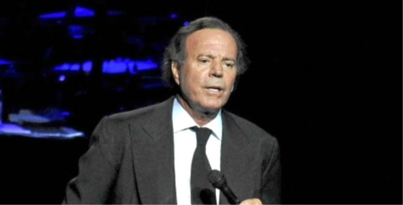 Julio Iglesias, Punta Cana Havaalanı’nda gözaltına alındı