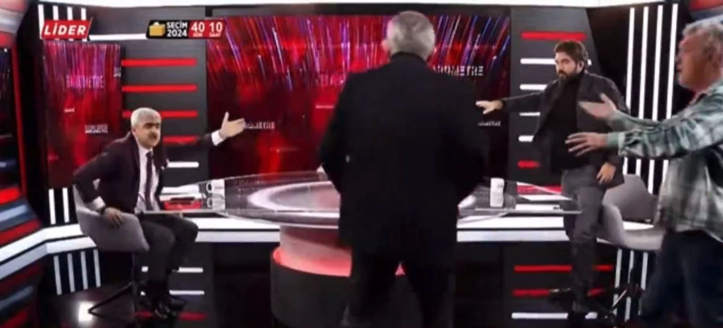 Rasim Ozan Kütahyalı’nın programında büyük kavga! Canlı yayında küfürler havada uçuştu