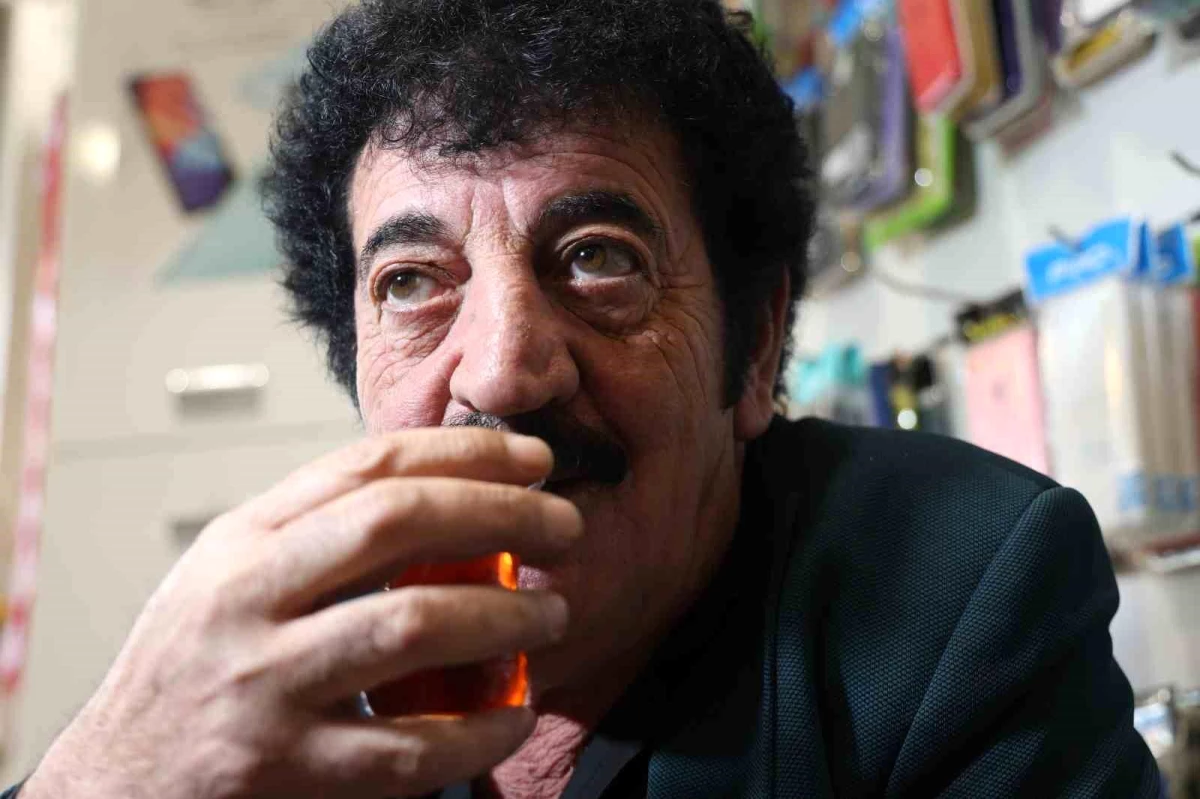 Müslüm Gürses’e Benzerliğiyle Dikkat Çeken Baki Çiçek, Hatırasını Yaşatıyor
