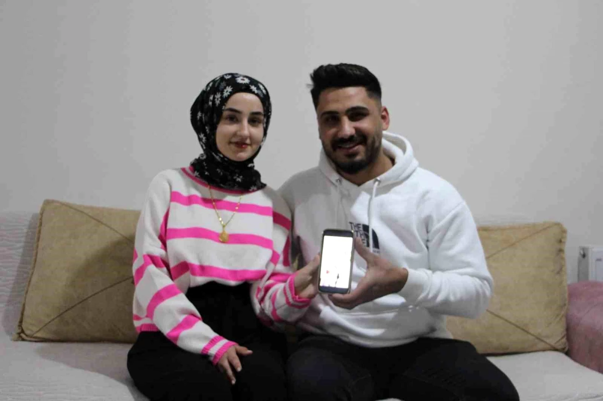 Tır Şoförü, Kız İstemeye Gelin Arabası Gibi Süslediği Tırıyla Gitti