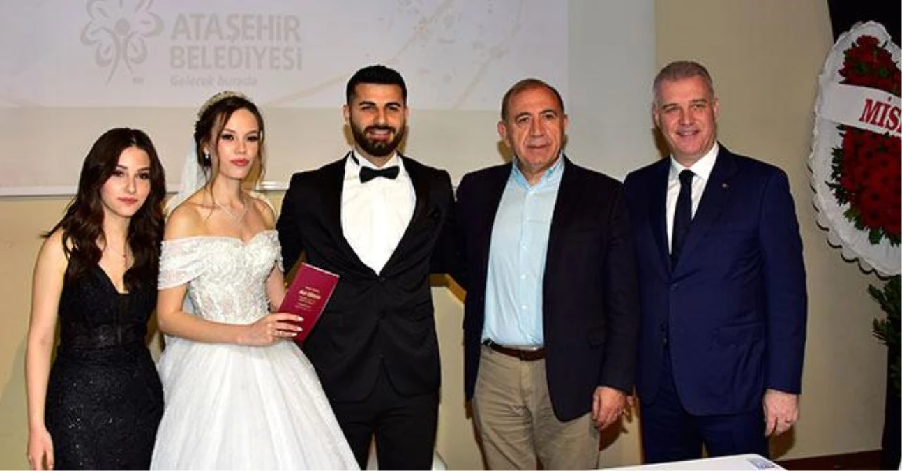 Ataşehir Nikah Dairesi’nde Nazmiye-Selahattin Demir çifti evlendi