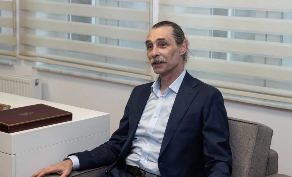 Etimesgut Belediye Başkan Adayı Erdal Beşikçioğlu, rakibine fark attı