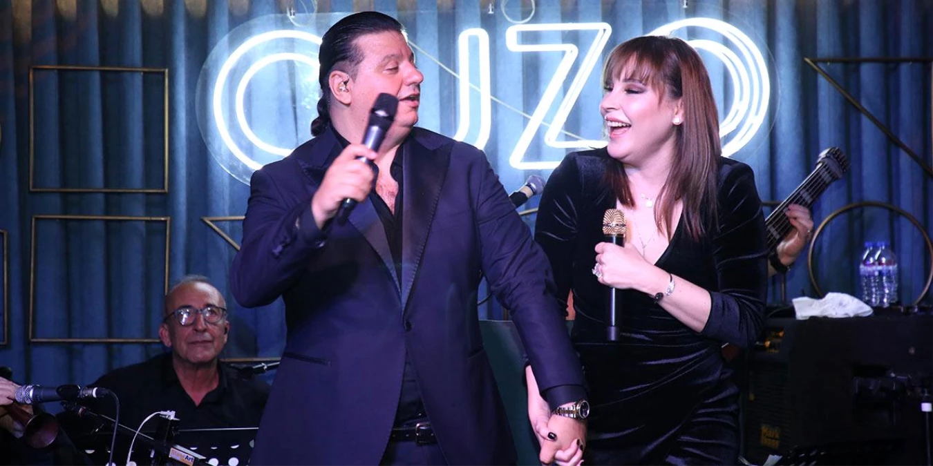 Kubat, Funda Arar’ı sahneye davet etti ve birlikte düet yaptılar