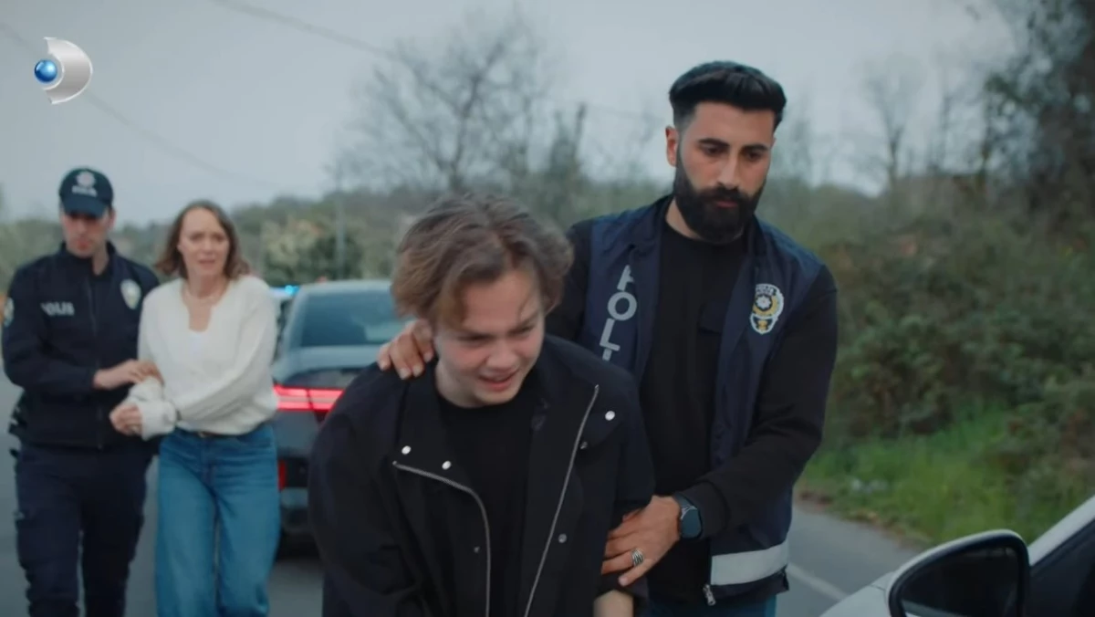 Taş Kağıt Makas dizisine damga vuran Eylem Tok göndermesi