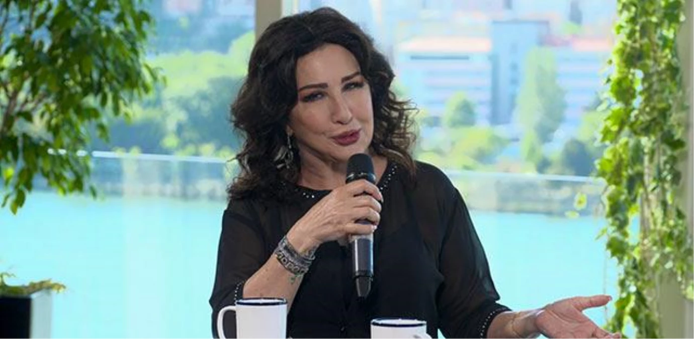 Nükhet Duru, tayt giyme karşıtlığını sürdürüyor