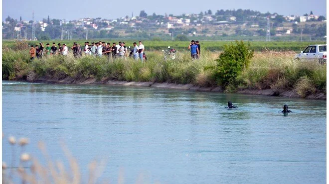 Sulama kanalına giren genç kayboldu
