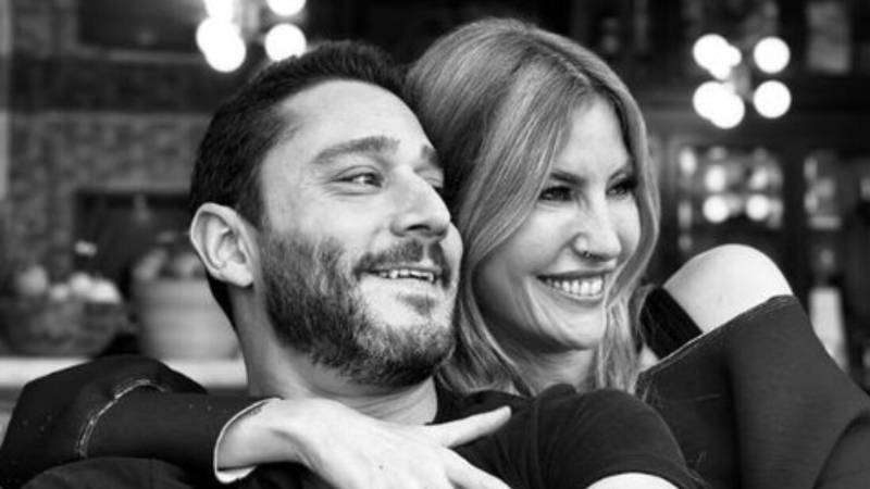 Çağla Şıkel ve Nail Gönenli Yeniden Bir Arada: Özge Özpirinçci’ye Sarılma Anı Gündem Oldu!