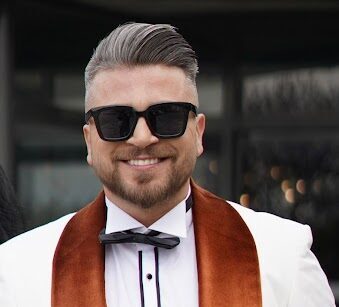 Sanatçı Yusuf Gültekin’in “Tebrikler” Şarkısı ve Hollywood Klip Detayları