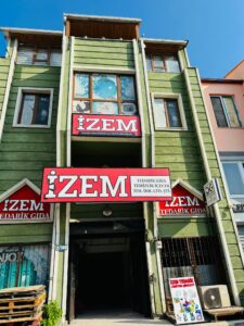İzem Temizlik: Mutfak ve Banyo Hijyeninde Güvenilir Çözümler