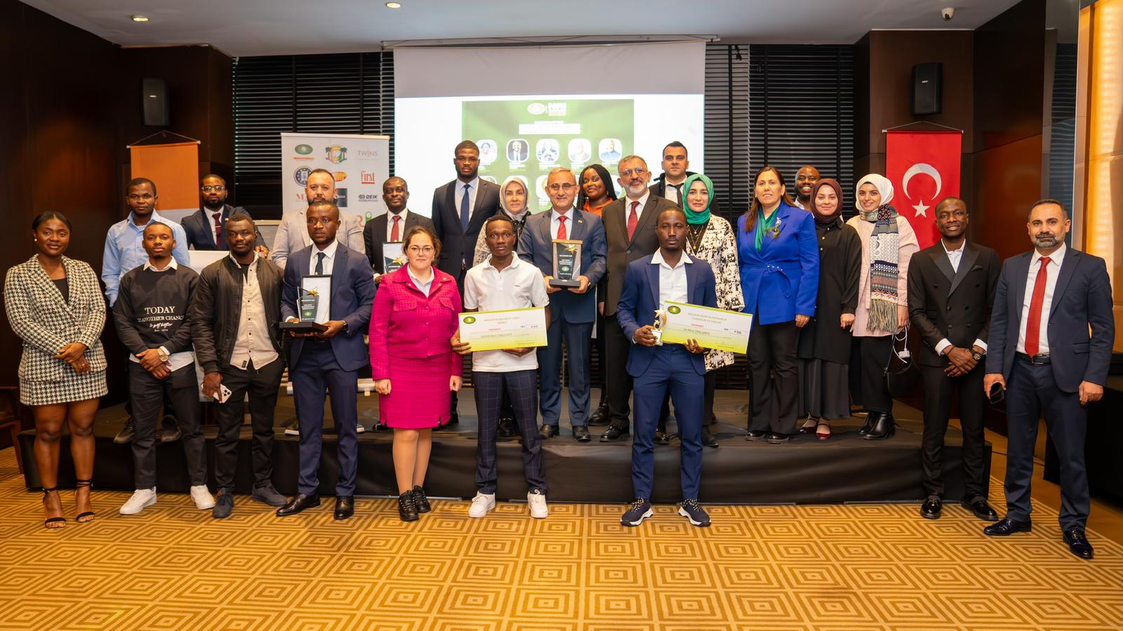 Nouveau Regard Ivoirien: Fildişi Sahili’nin Geleceği İçin Türkiye İle Birlikte