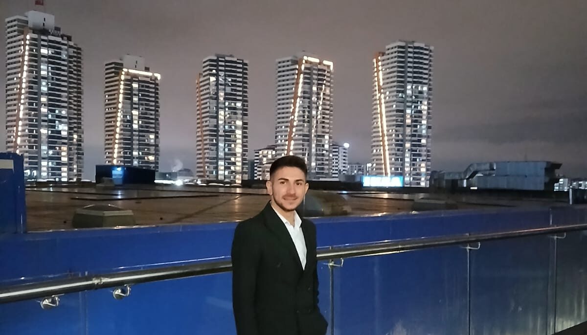 Mert Özeroğlu’nun Başarılarla Dolu Girişimcilik Serüveni