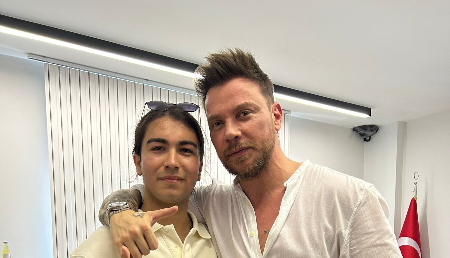 Sanat, Cesaret ve Tutku: Emre Caklı’nın İlham Veren Hikâyesi