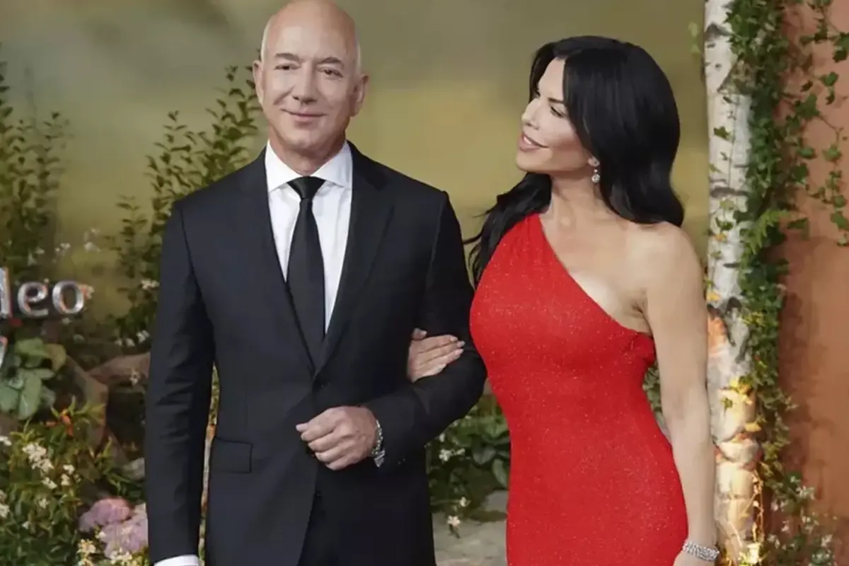 Jeff Bezos ve Lauren Sánchez’