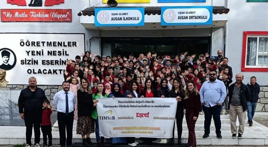 Eşref Rüya Oyuncularından Öğretmenlere Anlamlı Vefa